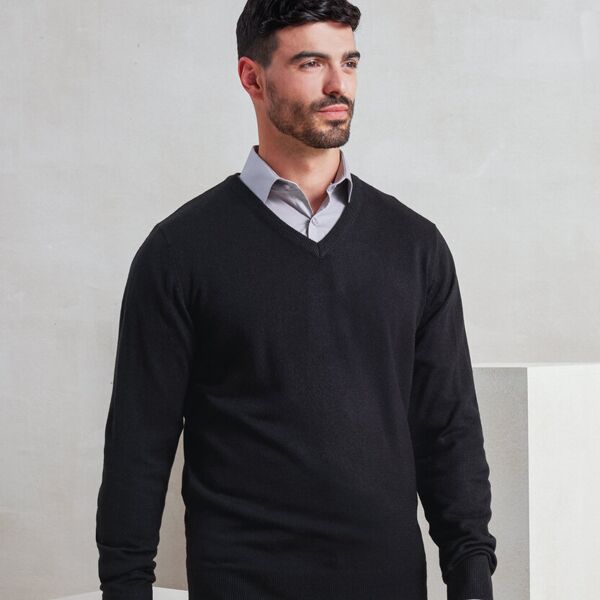 'Essential' acrylic v-neck sweater Thumbnail